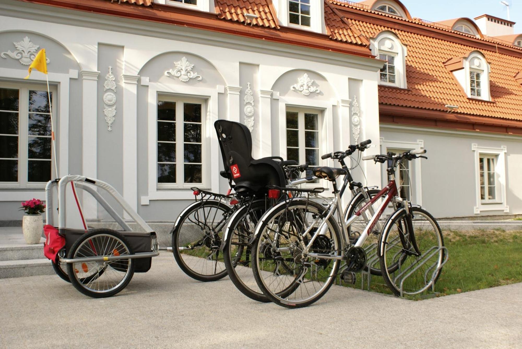 Palac Domaniowski Wieniawa Buitenkant foto