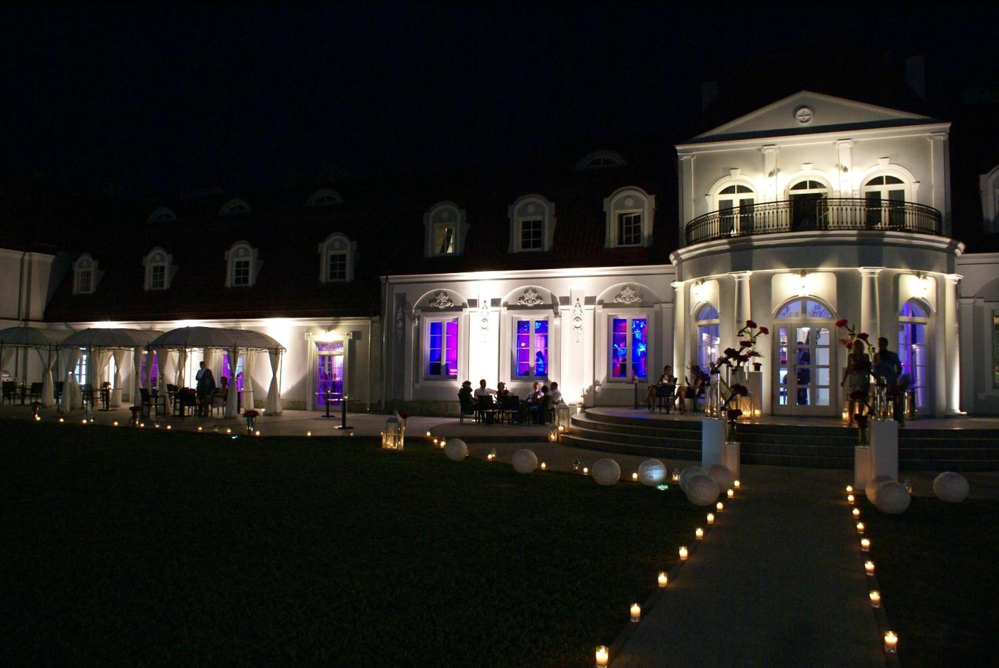 Palac Domaniowski Wieniawa Buitenkant foto
