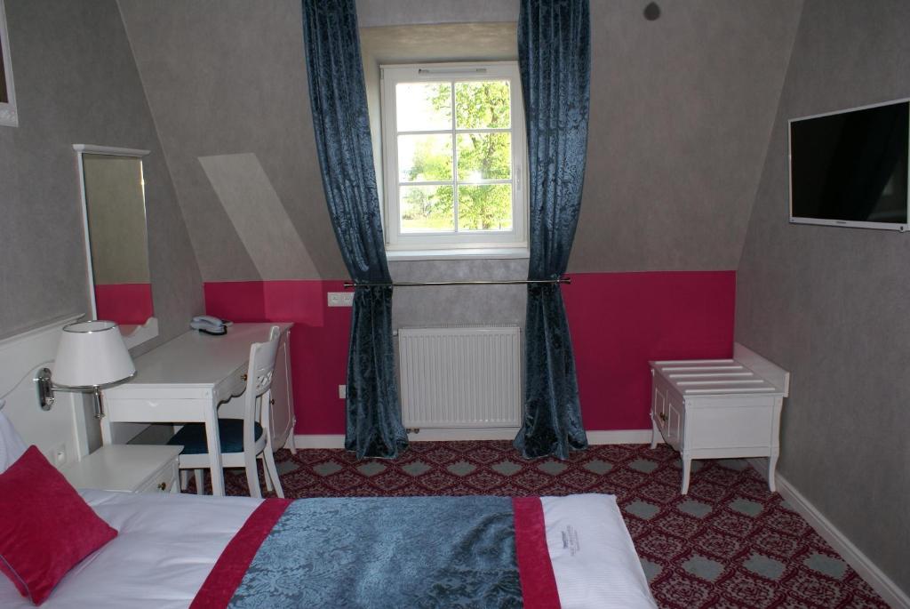 Palac Domaniowski Wieniawa Kamer foto